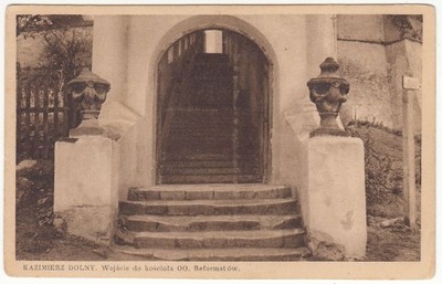 Kazimierz n/Wisłą Wejście na schody kościelne (58)