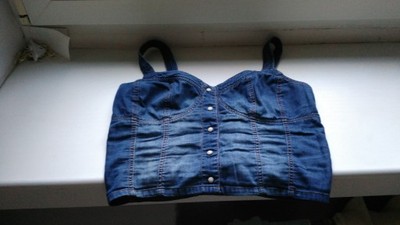 Jeansowa kamizelka, bluzka H&amp;M, goły brzuch