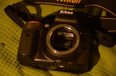 Aparat Nikon D5300 używany bez obiektywu ładowarka
