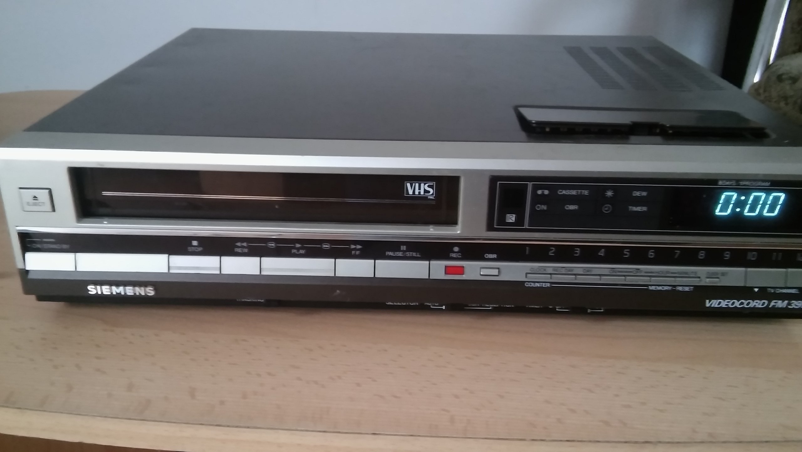 Stary magnetowid vhs wideo Siemens FM 391