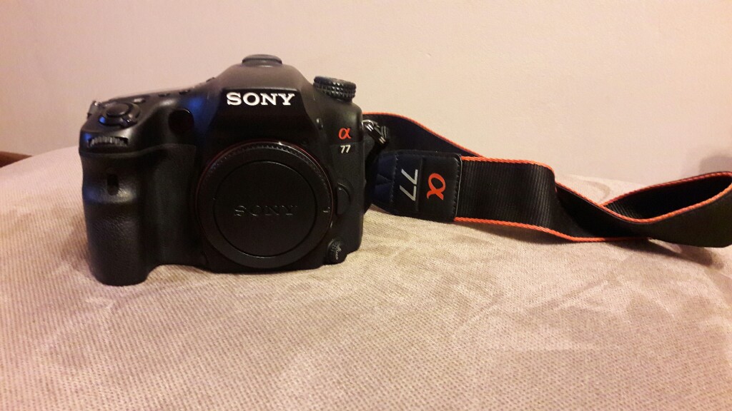 Aparat fotograficzny Sony Alpha 77