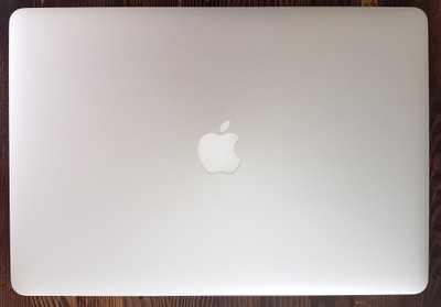 MacBook Pro 15 Retina i7 16GB 256GB Mid 2014