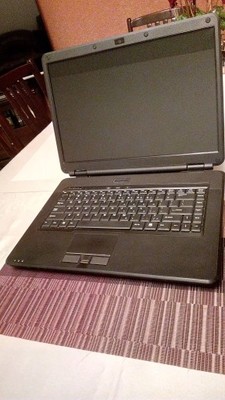 COMPAL JHL90 Core 2 Duo 2GHz 9600GT 512MB, 4GB RAM