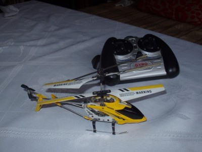 Mały helikopter RC