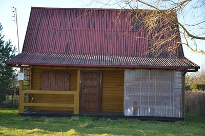 Działka rekreacyjna z domem drewnianym Karwia