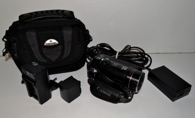 Kamera cyfrowa Canon Vixia HF100 2 baterie+dodatki