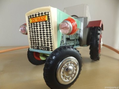Zabawka Traktor z lat 80-tych PRL CZZ - 6827545767 - oficjalne archiwum  Allegro