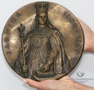7074. Medalion (śr.~21cm) Królowa Jadwiga PIĘKNY