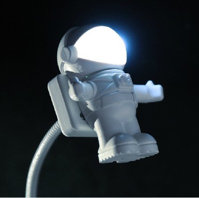 LAMPKA LED USB ASTRONAUTA