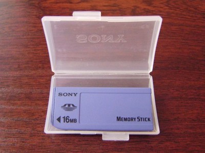karta pamięci Memory Stick SONY 16MB z pudełkiem