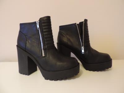 H&M czarne buty na platformie i grubym obcasie - 5117616705 - oficjalne  archiwum Allegro