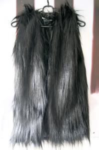 Elegancka futrzana kamizelka z długim włosiem r. S - 5644495291 - oficjalne  archiwum Allegro