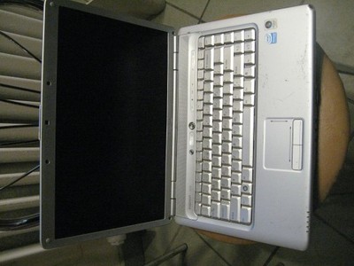 Laptop Dell Inspiron 1525   PP29L uszkodzony
