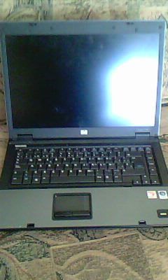 Laptop HP 6715B odpala bios
