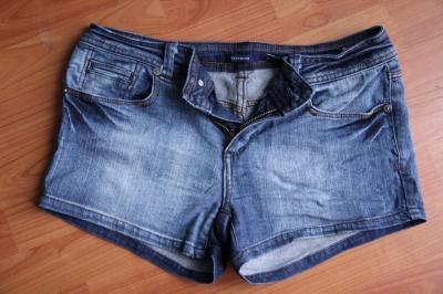 Spodenki jeansowe Reserved, rozmiar 38