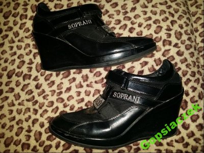 Solo Soprani oryginal Sneakersy skora r.40
