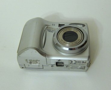 Klapka komory baterii Kodak Z740