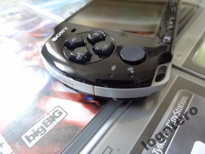 SONY PSP-3004+GRYx10-ZESTAW-WIFI -6.60-GWARANCJA