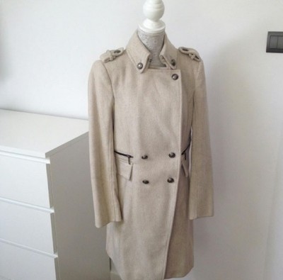 Wyprzedaż szafy - wiosenny jesienny płaszcz Zara L