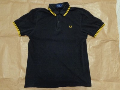 FRED PERRY POLO.100%COTTON PIGUE Medium/LARGE