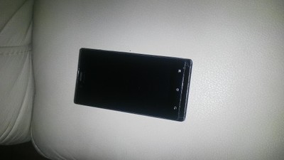 telefon komórkowy Sony xperia J