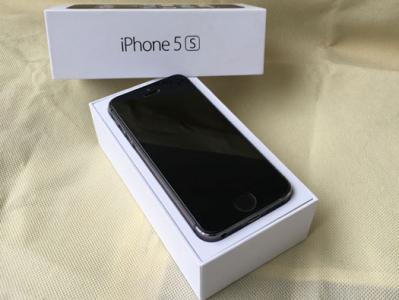 Apple iPhone 5s 16GB Space Grey z Media Markt, BDB - 6010334602 - oficjalne  archiwum Allegro