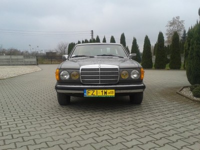 MERCEDES 123 COUPE TURBO DIESEL