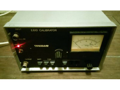 Profesjonalny kalibrator radiotelefonów typ E610