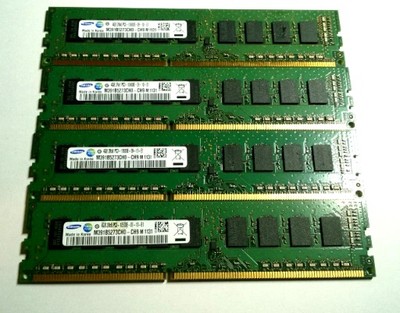 SAMSUNG Pamięć DDR3 4GB 1333