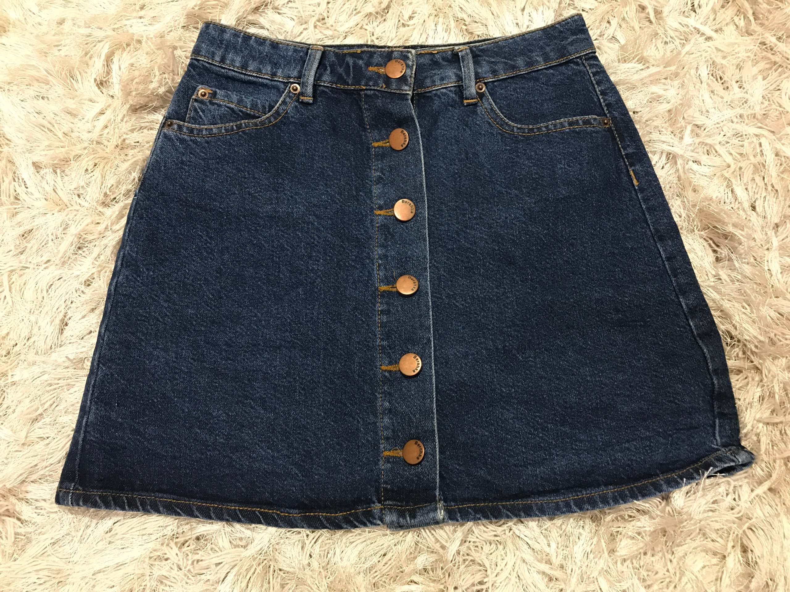 Jeansowa dżinsowa mini spódnica BERSHKA guziki M - 7053019096 - oficjalne  archiwum Allegro