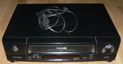 VHS MAGNETOWID PHILIPS VR 485 4 GŁOWICE - 6212681359 - oficjalne archiwum  Allegro