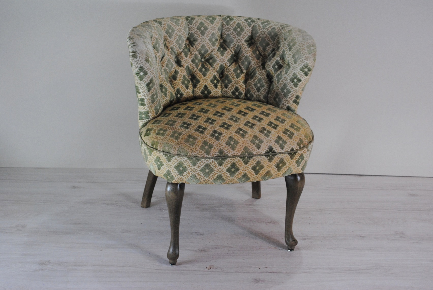 Fotel dekoracyjny ozdobny polecam tapicerowany - 6957330172 - oficjalne  archiwum Allegro
