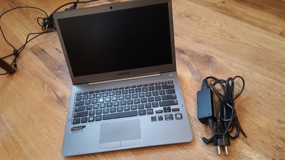 Laptop Samsung Ultrabook NP530U3C 13&quot; SSD