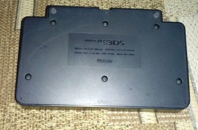 Podstawka / ładowarka do konsoli 3DS
