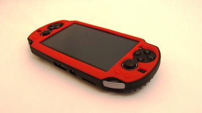 Silikonowy pokrowiec na PS Vita czarno-czerwony