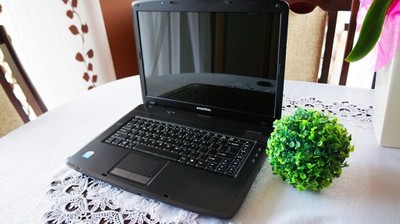 Laptop E-machine e520 2x1,66ghz,2gb Ram,160gb BCM