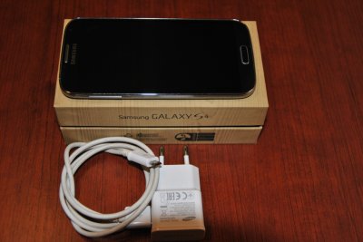 Samsung Galaxy S 4 uszkodzony