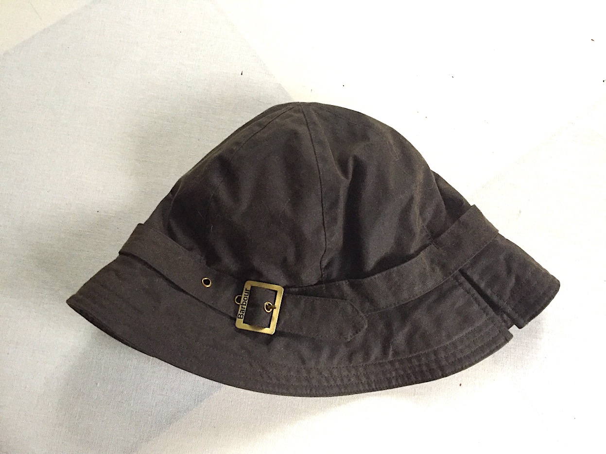 BARBOUR kapelusz Waxed Cotton Hat rozm S