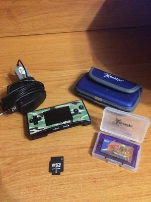 Game Boy Micro Zestaw. Konsola Ładowarka Super Car