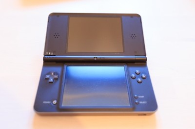 Nintendo DSi XL - kompletna, stan bardzo dobry