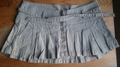 Hollister beżowa plisowana mini spódniczka S/M