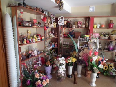 sprzedam towar z kwiaciarni , florystyczny Brzesko