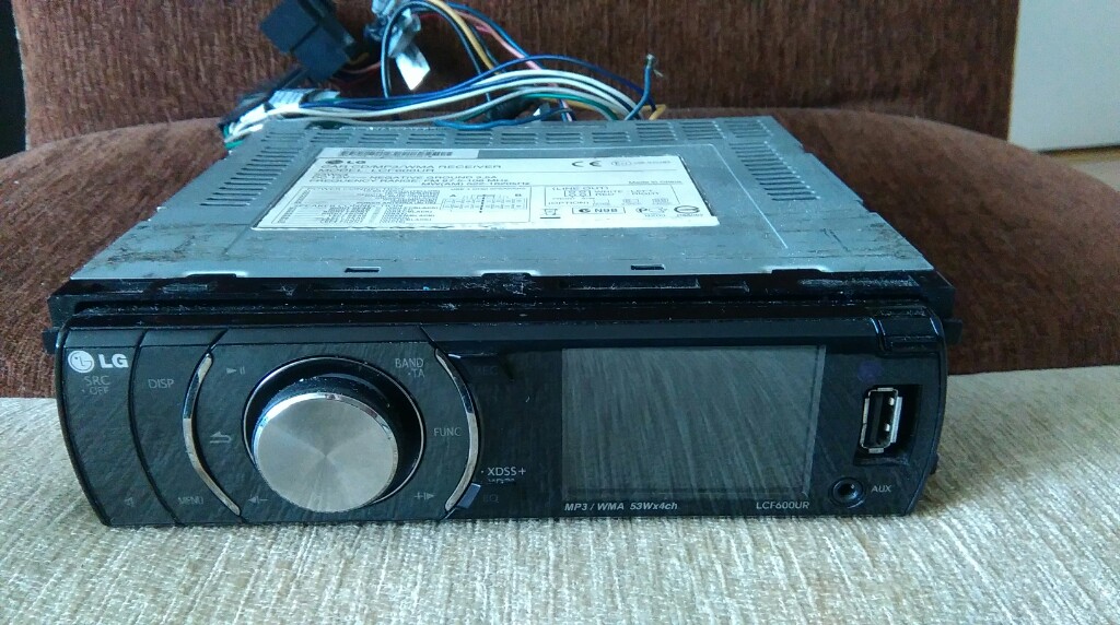 Radio Samochodowe LG LCF600UR. 100% sprawne USB - 7046913251 - oficjalne  archiwum Allegro