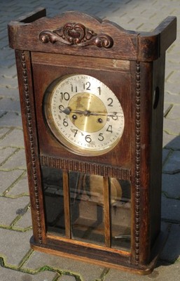 Stary zegar ścienny 30,5 cm x 61,5 cm - 6985685940 - oficjalne archiwum  Allegro