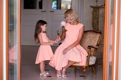 Sukienka Mama + Córka Cena za Komplet Peach Wish - 6536024657 - oficjalne  archiwum Allegro