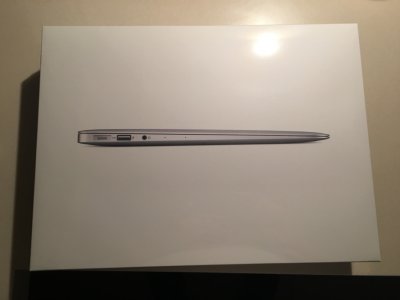 Laptop APPLE MacBook Air(MMGF2ZE/A)Super cena!!!!!
