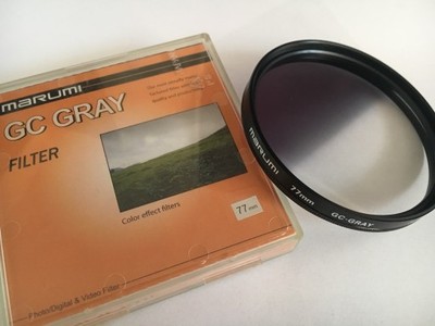 Filtr fotograficzny HOYA Połówkowy 77mm
