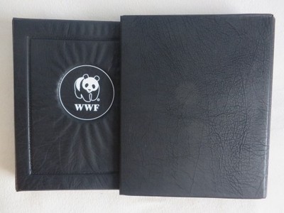 WWF Album + futerał + 20 koszulek na karty MC 2