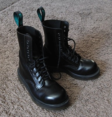 Angielskie Glany Solovair Nowe Dr.Martens