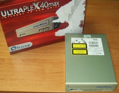 PLEXTOR PX-40TSi CD-ROM SCSI